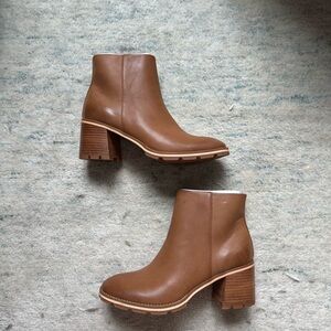NEW Korks Kork-Ease Chandler Heeled Ankle Boots Light Tan 8.5 Vegan Leather